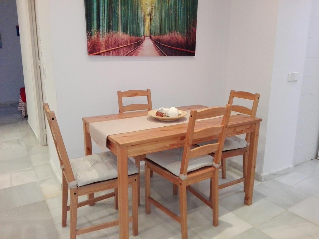 Centrico Apartamento Con Patio Privado Sevilla Exterior foto